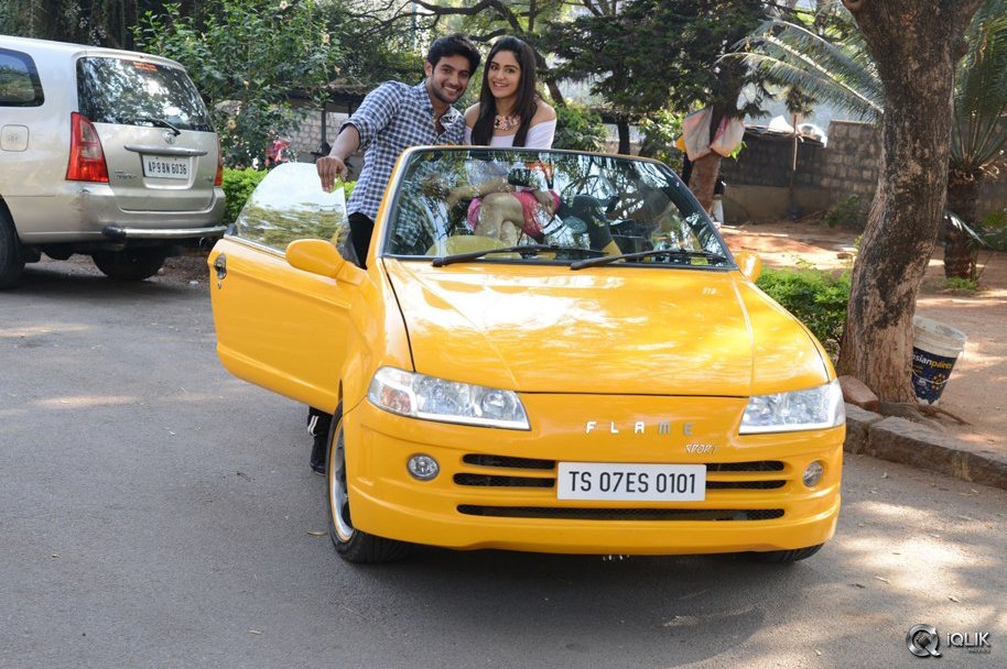 Garam-Movie-Release-Press-Meet